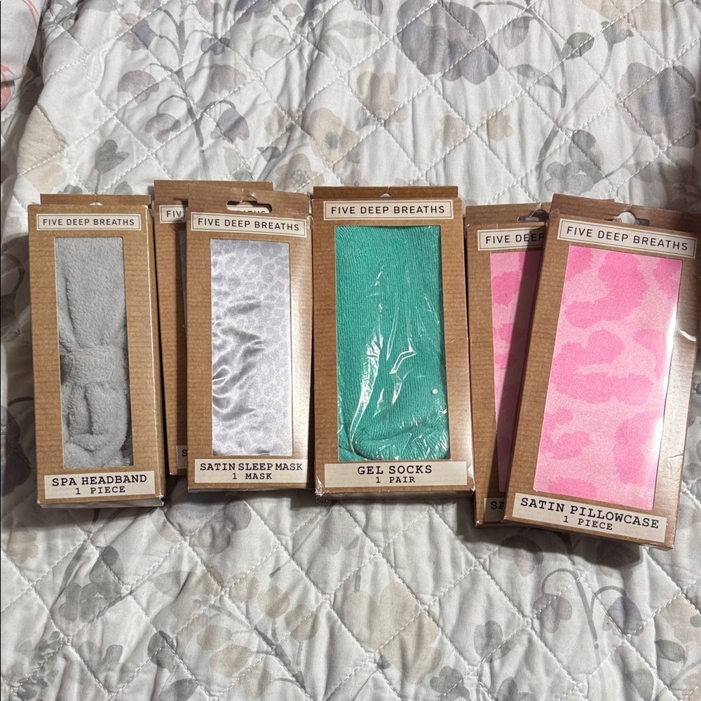 Women’s spa accessories